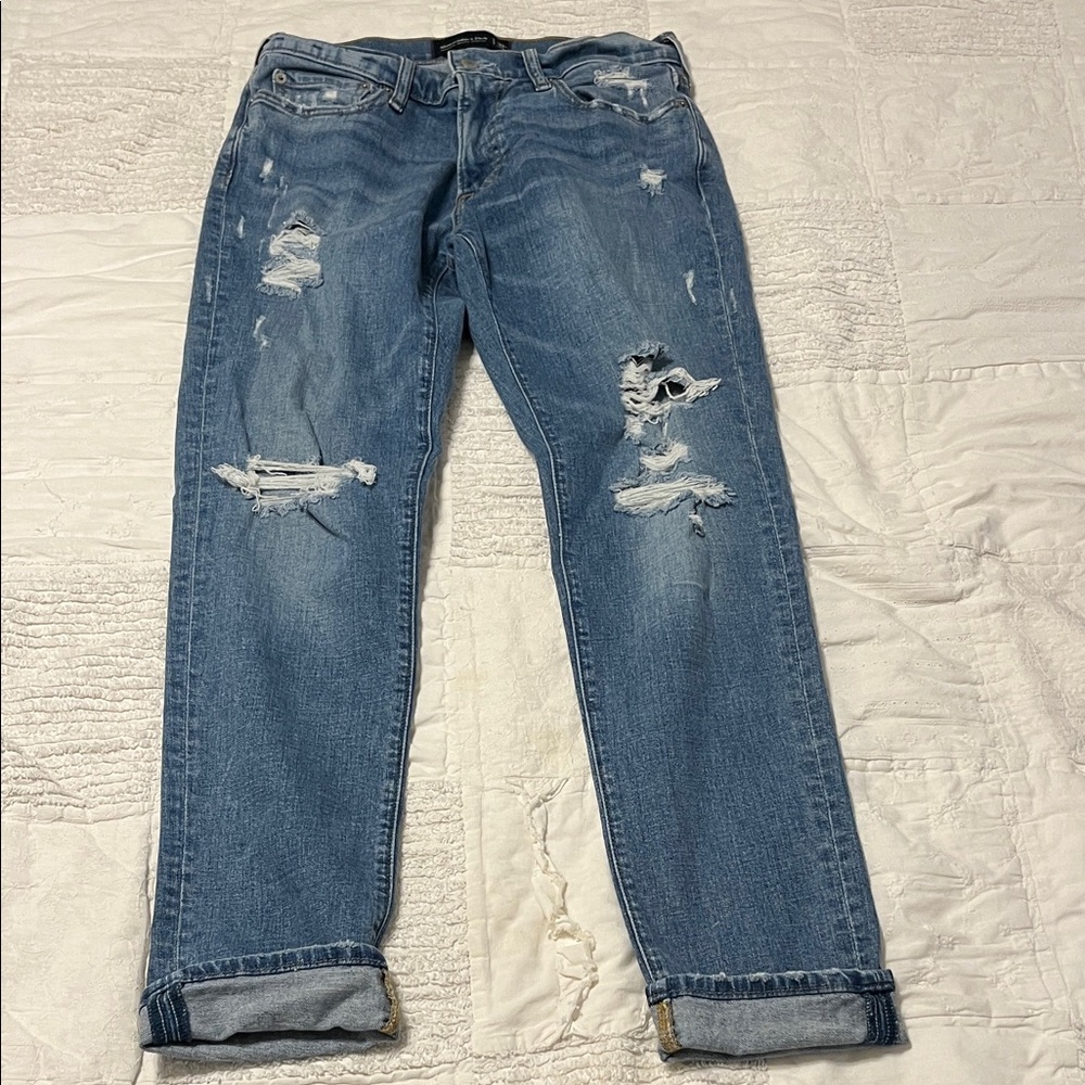 Abercrombie & Fitch Athletic Skinny Stretch Destructed and Cuffed Jeans. Size 30